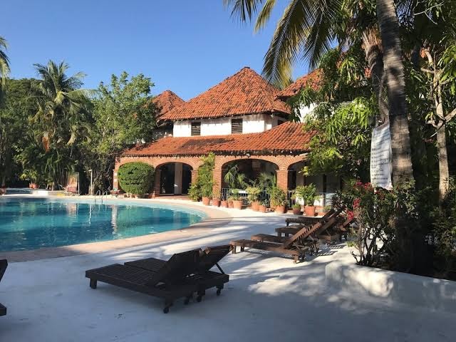 Hotel Villas Paraiso